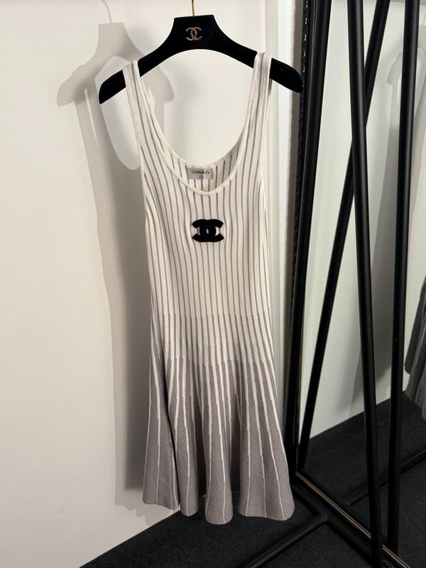 Chanel one size 23